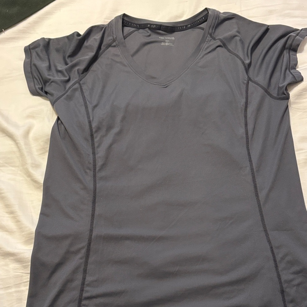 Outdoor Research Women's Charcoal Short Sleeve Tee